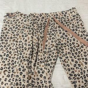 cute matching cheetah pj set!